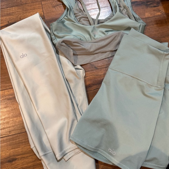 Alo Set - Picture 1 of 1